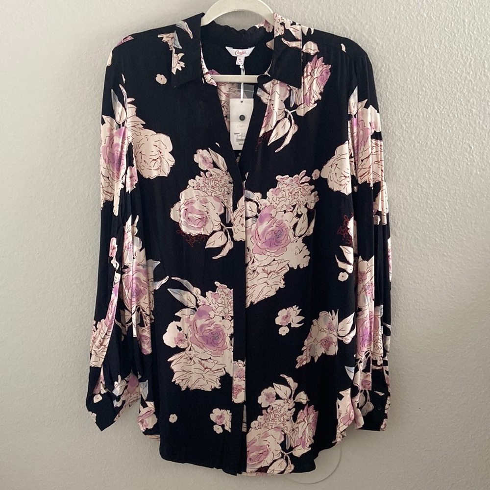 NWT Candie’s floral blouse